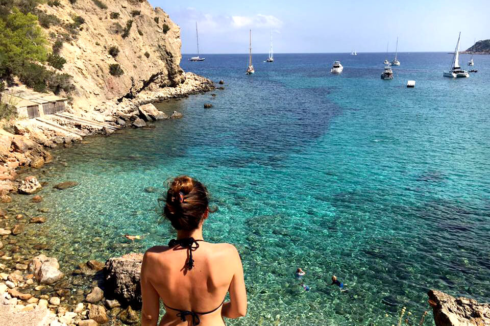 Cala Xerraca en Ibiza entre las mejores playas de España