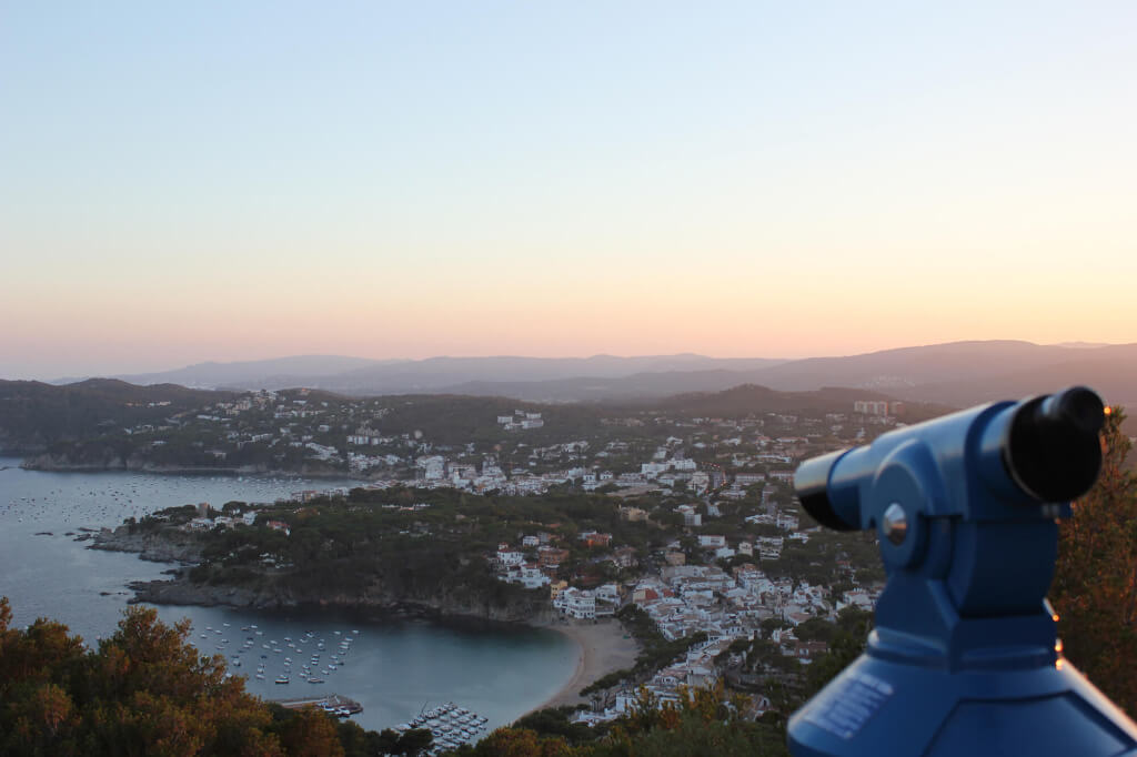 Faro de Sant Sebastia Mirador