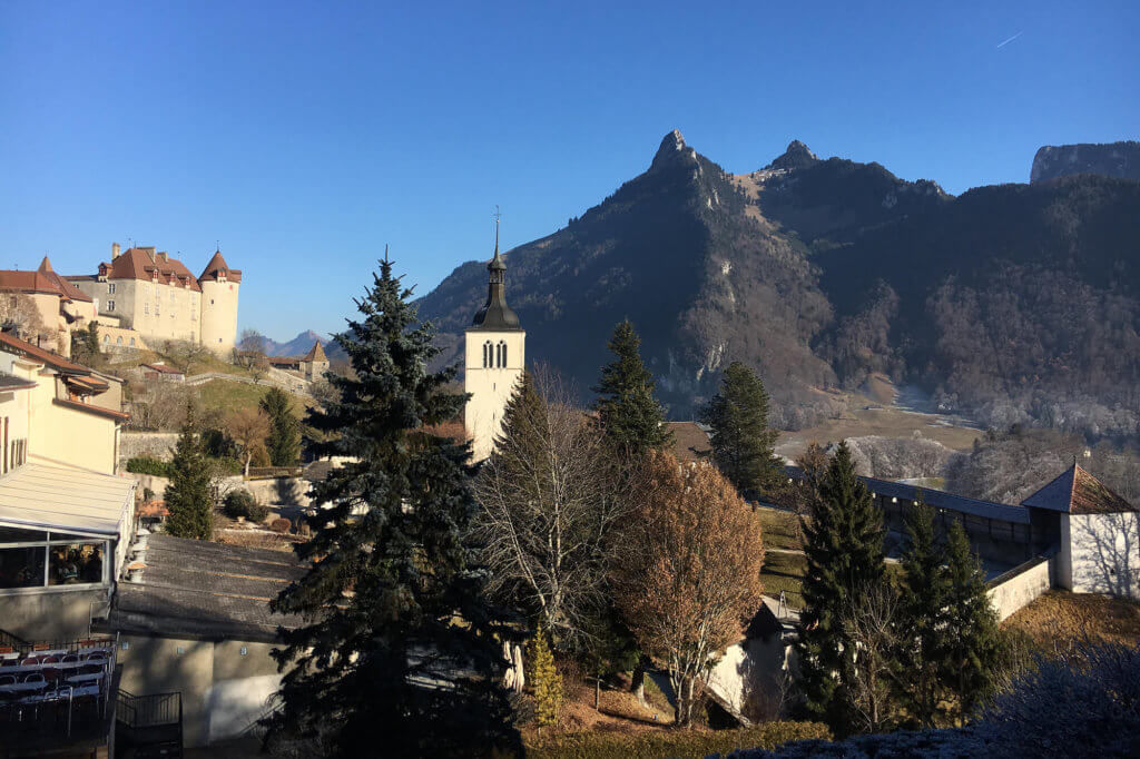 gruyères-en-suiza-pano