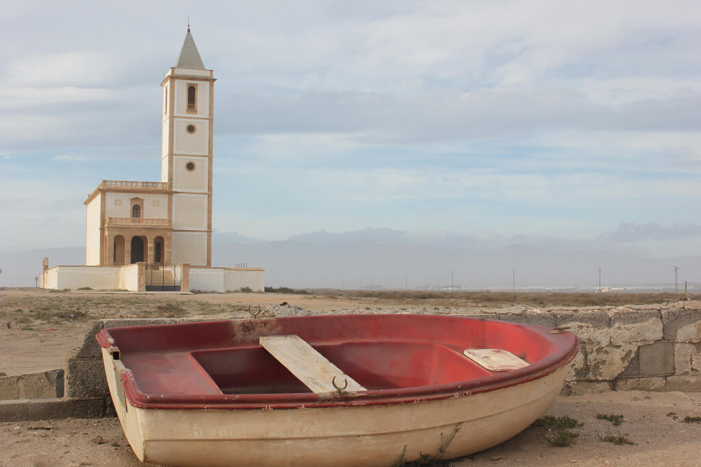 Playa de las Salinas es una de las mejores playas del Cabo de Gata
