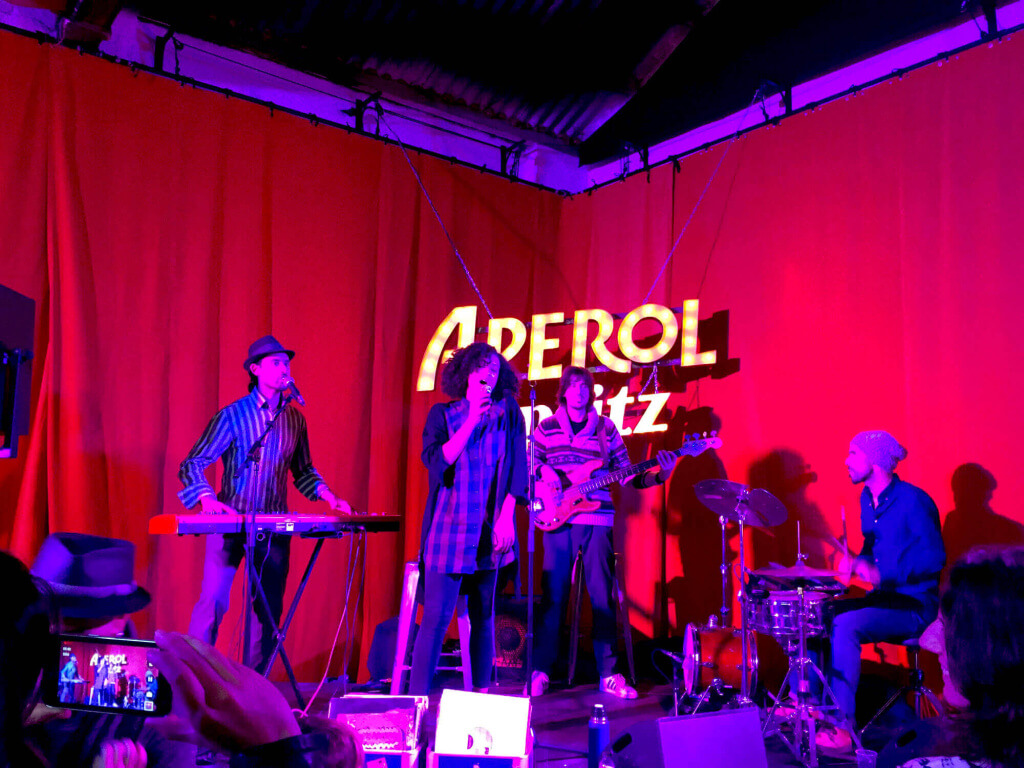 Palo Alto Market música